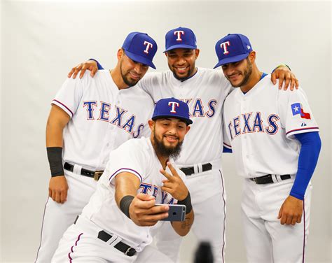 texas rangers baseball team roster